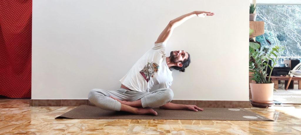 yoga side stretch